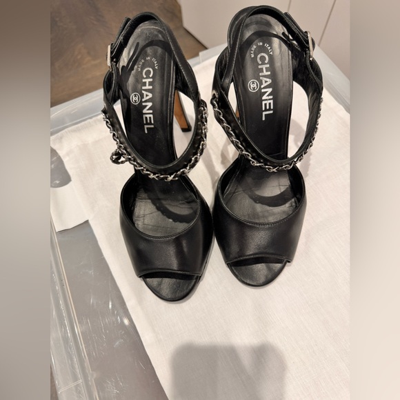 Authentic Pre-Owned CHANEL
2018 Interlocking CC Logo Slingback Sandals - Picture 5 of 8